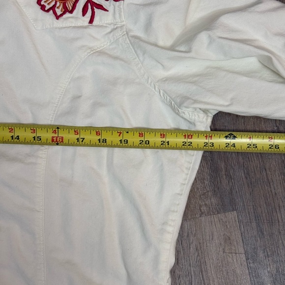 Kimes Ranch • Embroidered Western Pearl Snap Shirt - Picture 8 of 8